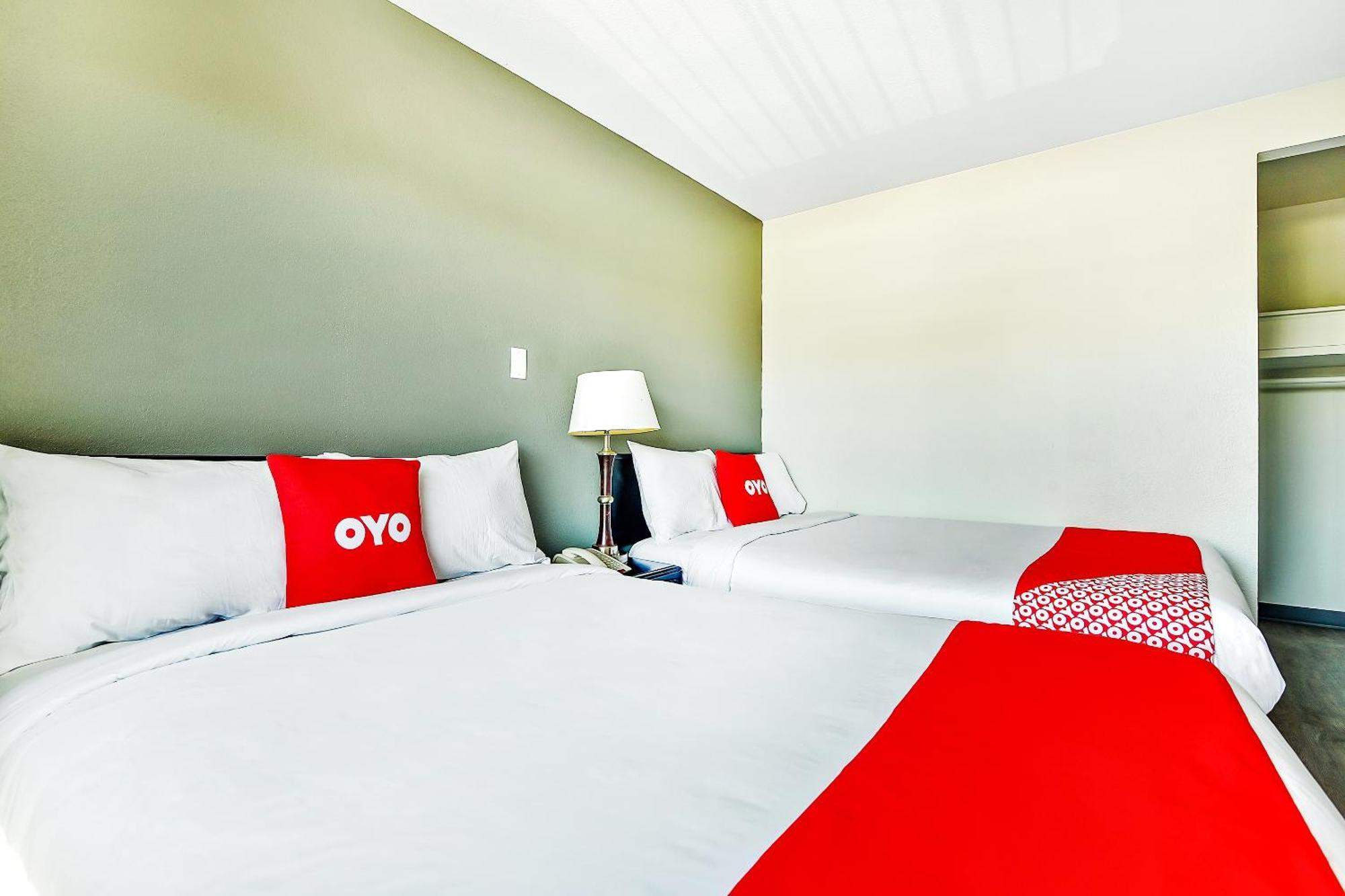 Hotel Oyo Airport North 2*