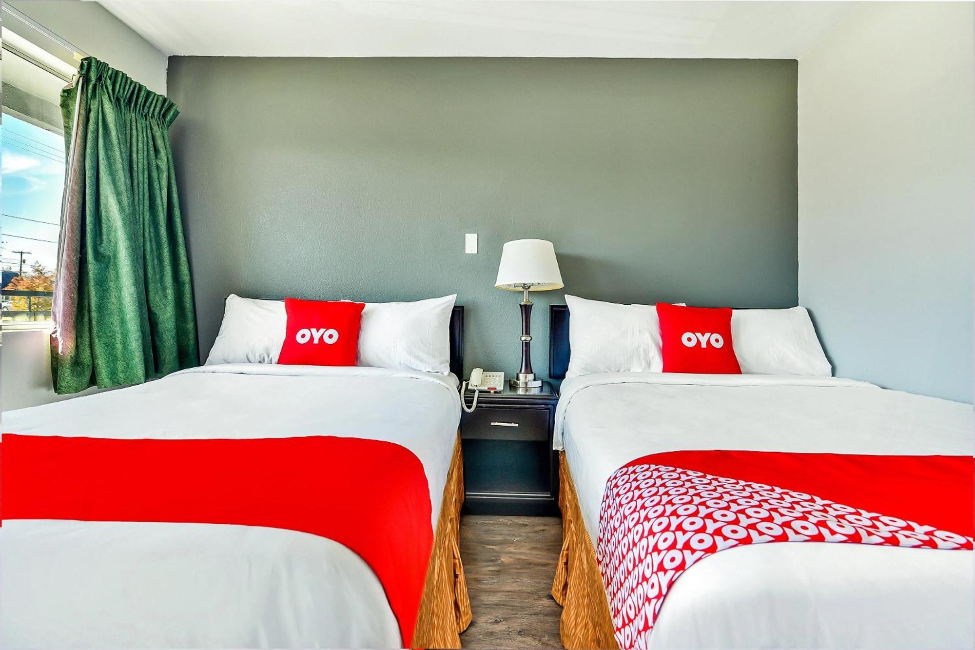 Oyo Airport North Hotel 2*