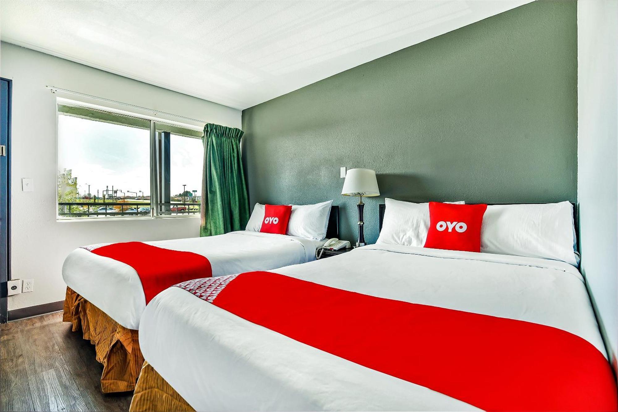 Oyo Airport North Hotel 2*